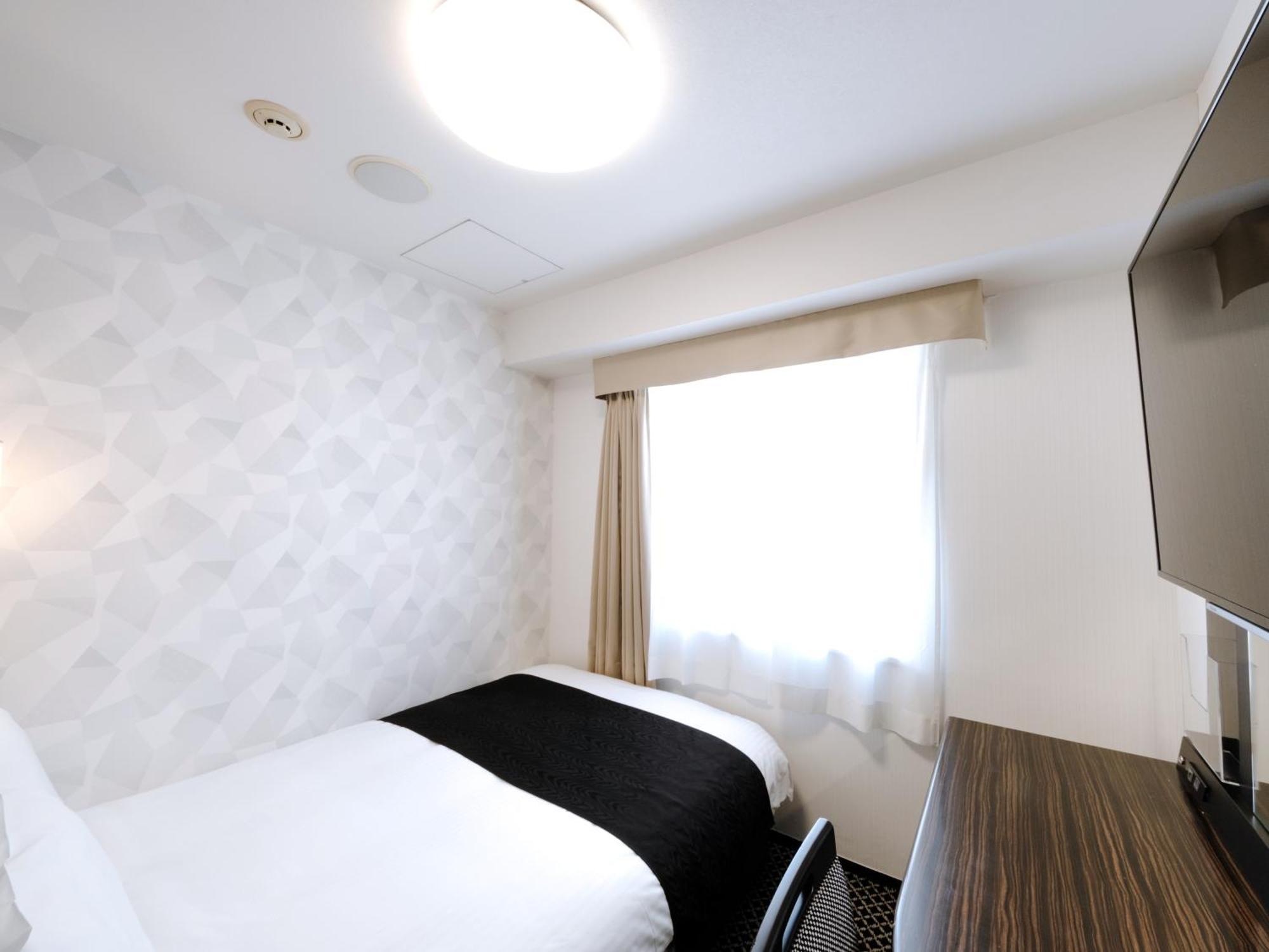 Apa Hotel Yokohama Kannai Extérieur photo